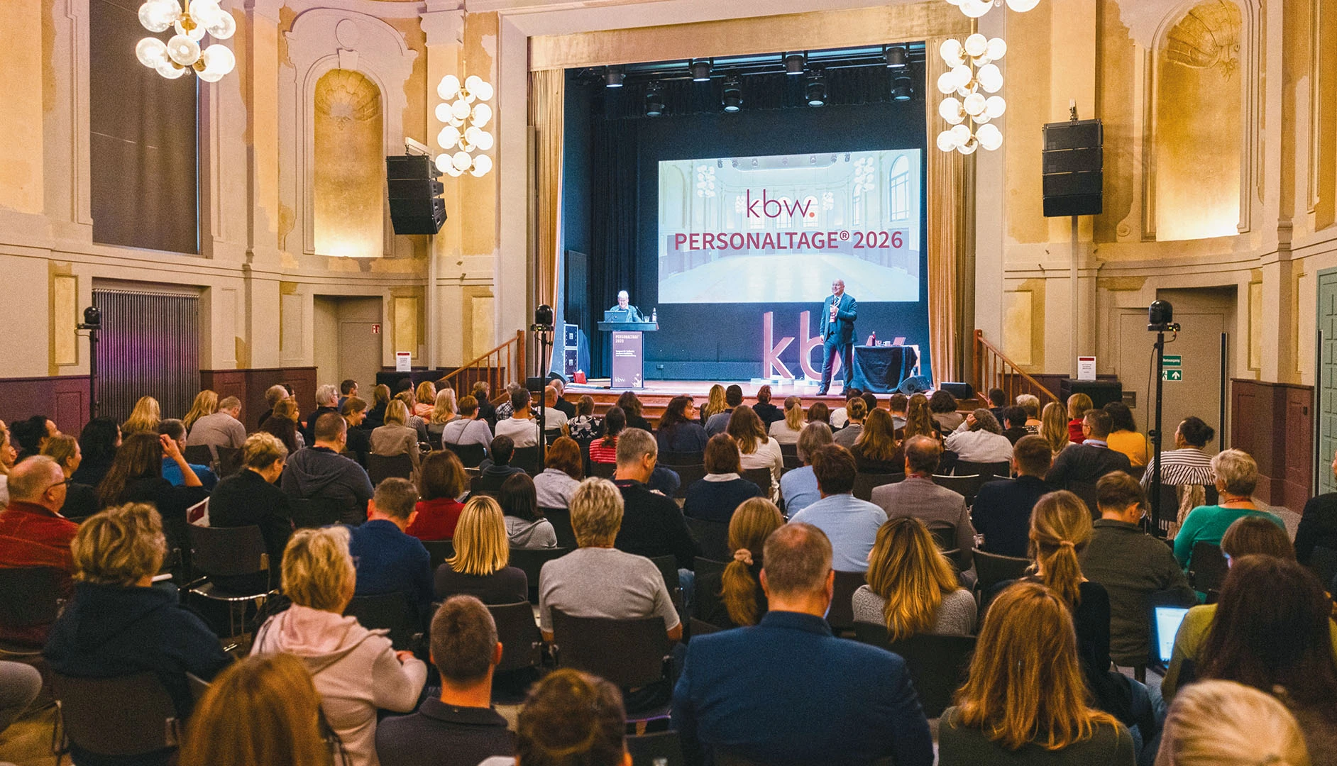 Publikum im Kongresssaal der Personaltage